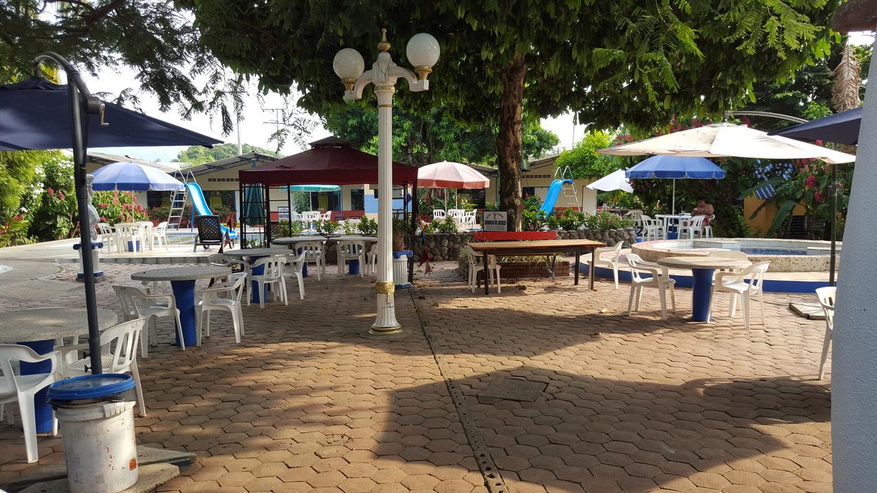 Hotel Las Acacias Mariquita Exteriör bild